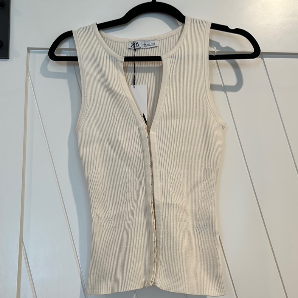 Zara Cream Fitted Sleeveless Tank Top